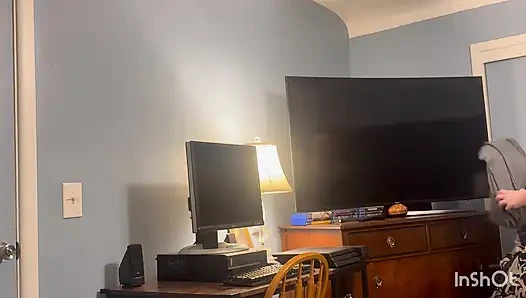 Я скакала на его толстом хуе и кончила так много! Он трахает мое очко и выстреливает свою сперму по всей моей заднице и киске