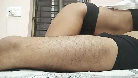 Gadis 18 tahun lagi asik ngentot kontol besar, seks romantis pasangan hot