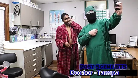 Dr Tampa - Strangers In The night: way nicht Fair Edition - Daisy Mynx
