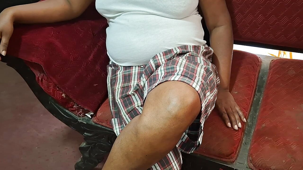 Video rekaman seks tante seksi musim panas yang super hot