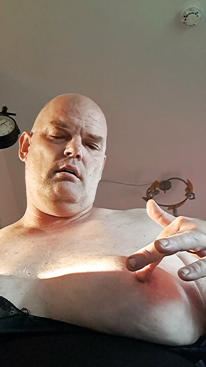 Η σκύλα γίνεται όλο και πιο Kinky