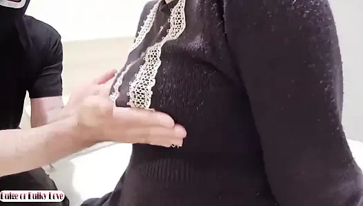 halkın içinde ilk kez utangaç bir an gözlemlenmesi derin bir utanç getiriyor