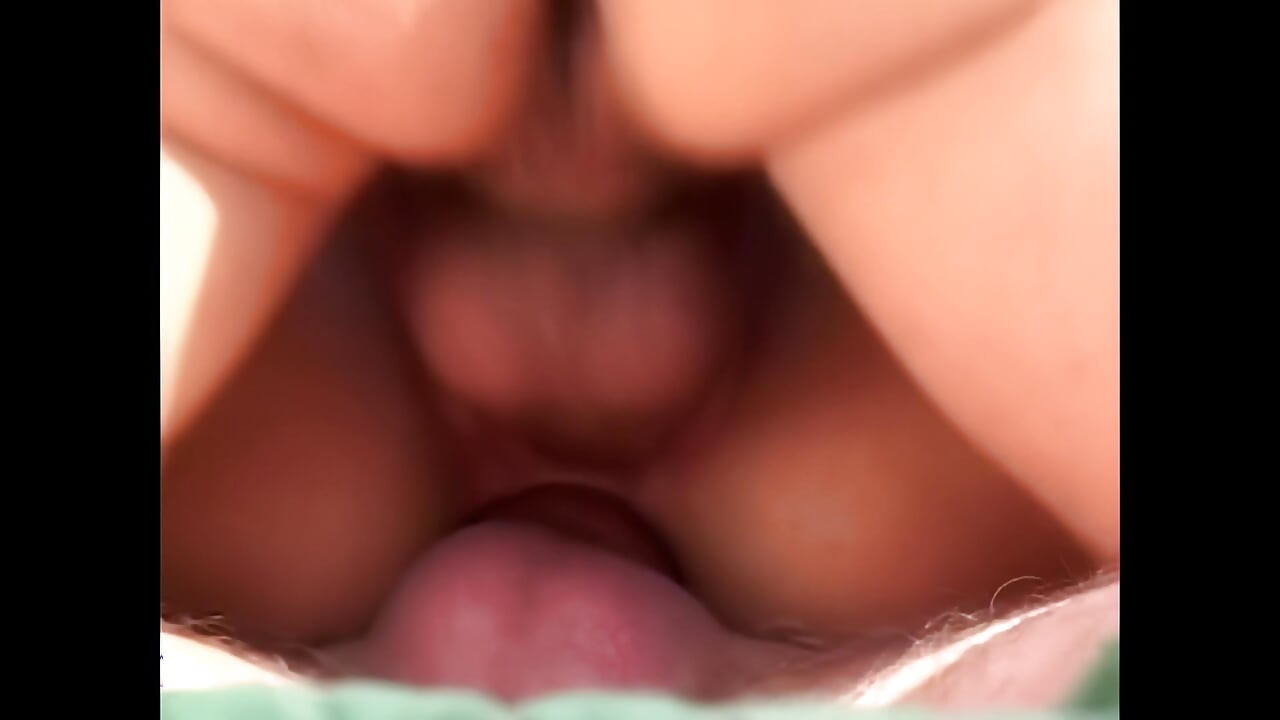 Reni pornero: ek utsuk prem peshevar ne kee bare stad dvara kari mehanat ki