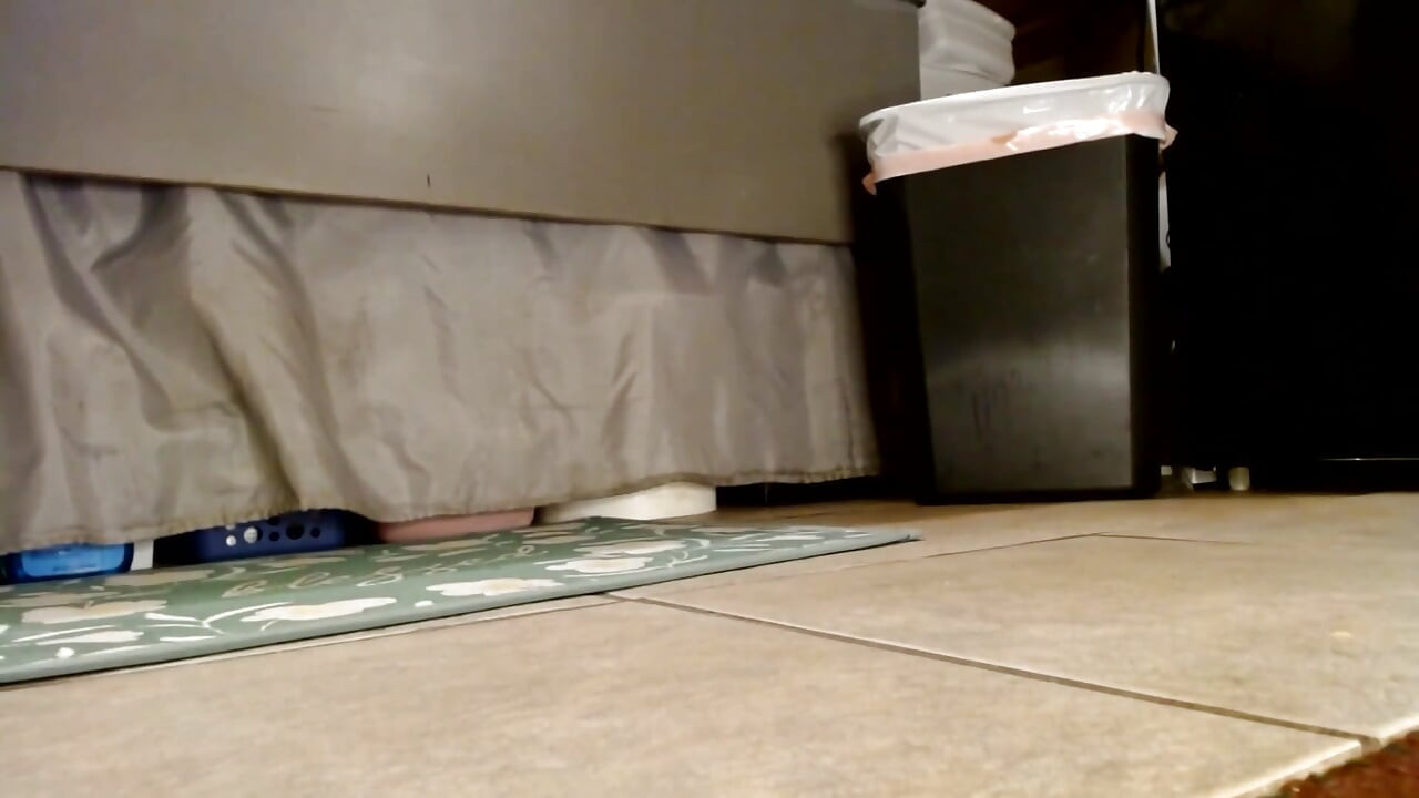 Complete Ignore Voyeur Flip Flops Feet Natural