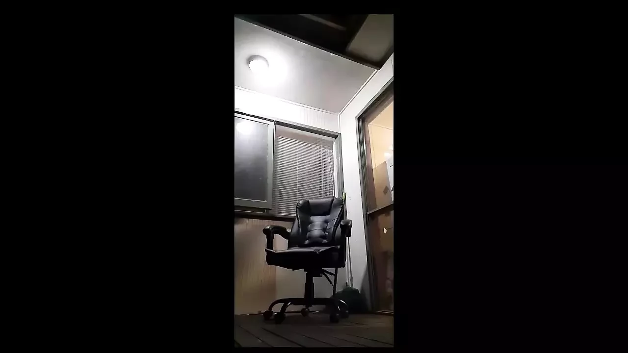 Polu sestra je instalirala kameru napolju i uhvatila me, i uhvatila me je sredinom sesije.