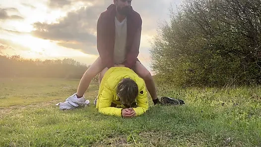 Die Anal-oma im freien!!