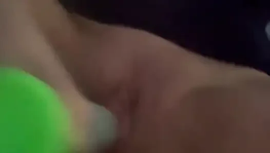 MILF Loves to Fuck Pussy Early Mornings