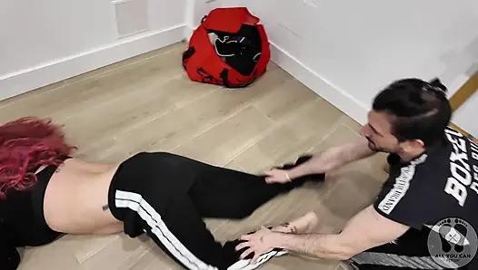4K I Caught a Girl Try to Escape Fighting with Kicks