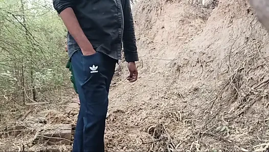 jangal mai gayi bhabhi ki chudai ki
