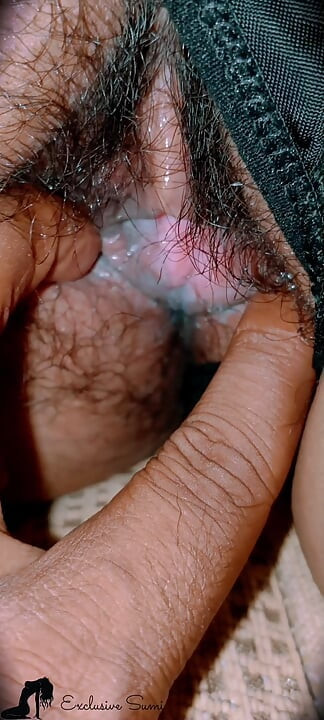 Hot wife Sumi being seduced to wet her pussy.