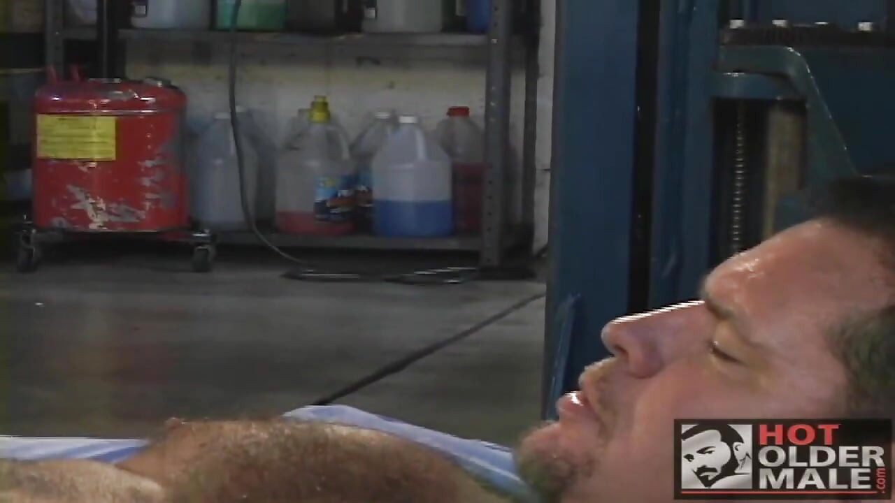 Stepdad's Automotive: Mid-morning Fuck Break