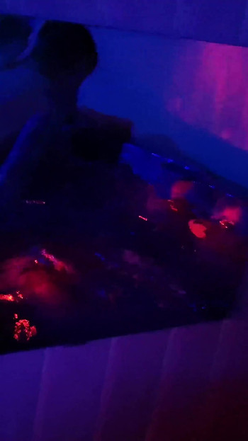 Hot Sex in Jacuzzi Witha Big Tits MILF