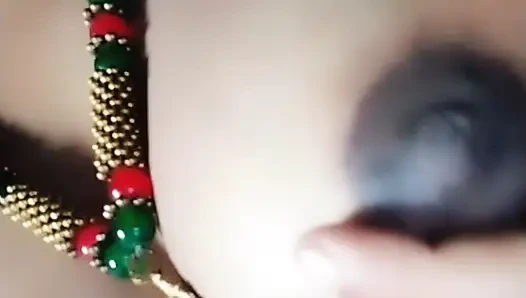 Сексуальное видео черной киски дези бхабхи