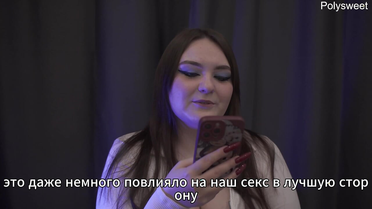 Порно історія - дружина ставить подругу під свого чоловіка (бі, рогоносець, анал)