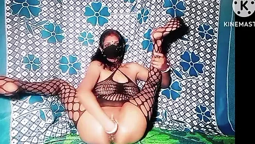 Mampi bhabhi große muschi desi bhabhi schön i