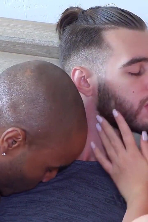 Bi Sex Kellan Hartmann Pounds Marcus Vonryder in Missionary to Stretch His Hole a Little