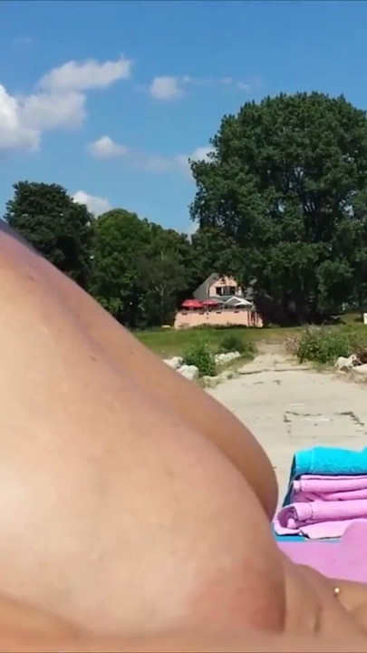 Im Urlaub Milf Dicke Titten | Clip 1