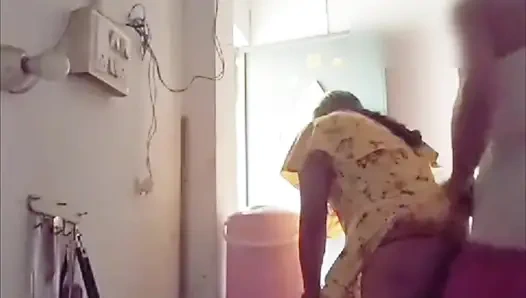 Brother-in-law and sister-in-law alone in room secret sex Hindi audio desi sexy video, xxx video