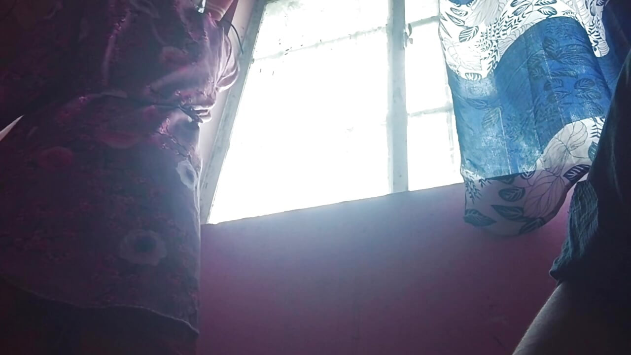 Vaayaral ek bangladeshi maatri sautela chaacha aur sauteli bhatiji ka seksi vidiyo.