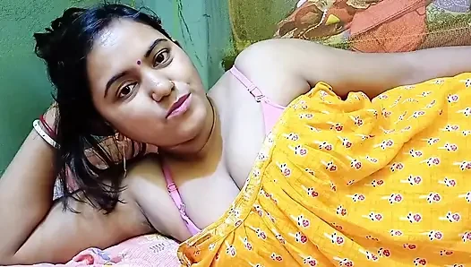 Video seks desa India, gadis india dengan besar dientot sama saudara tirinya di desa luar ruangan