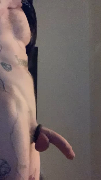 showing off juicy dick