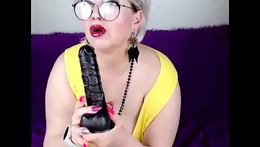 Satılık olgun evli kadın-13! (aimee ateşli orta yaşlı seksi kadın, aka aimeeparadise) Sarı elbiseli şehvetli web kamerası avı!