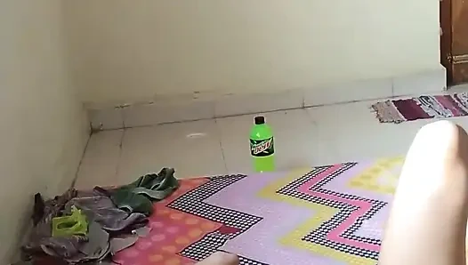 Индийская девушка дези занимается романтическим сексом