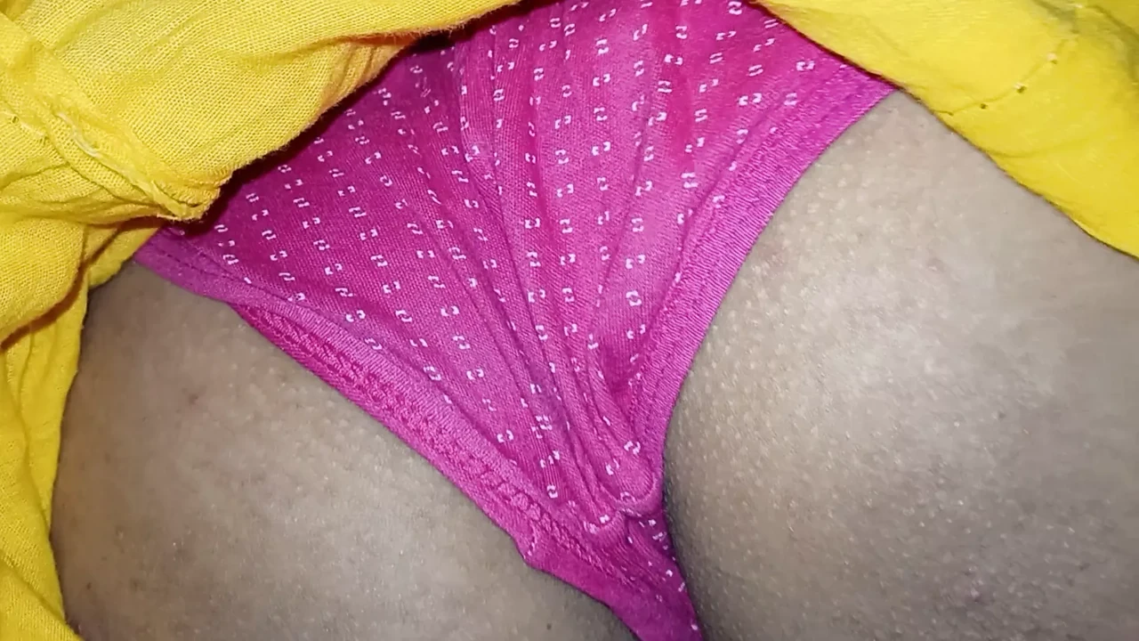 Lesbian indian bhabhi ki chut chodne ke baad ka seen