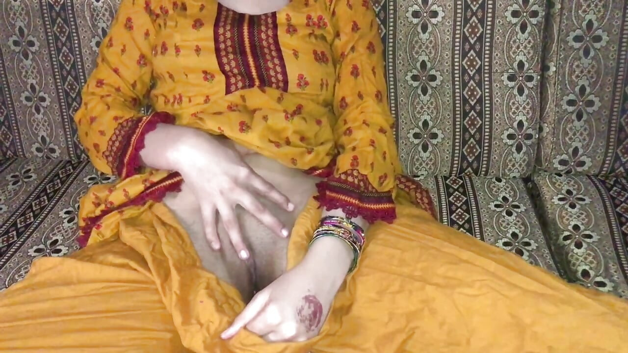 Horny Teen Stepsister With Thick Ass Bounces On My Dick