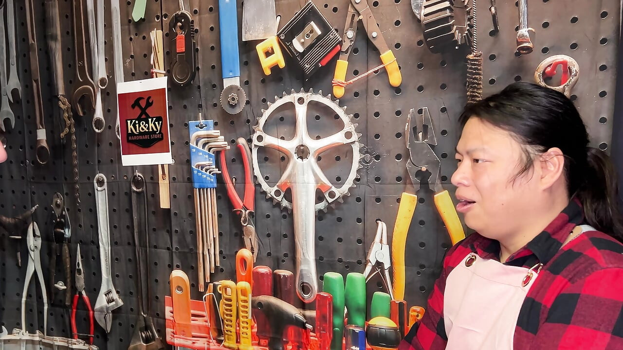 Kinky Hardware Store - Cliff Media Productions