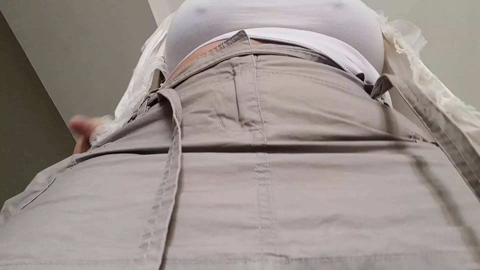 Big ass whore masturbates her huge pussy imagining that she is on her stepfather's face
