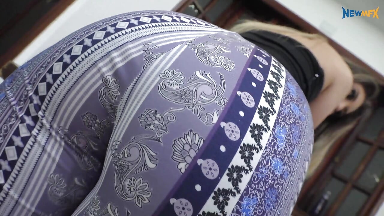 מפליצה על הטייץ החדש שלי