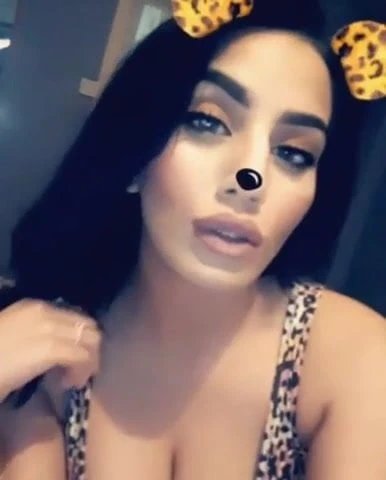 Priya London 3