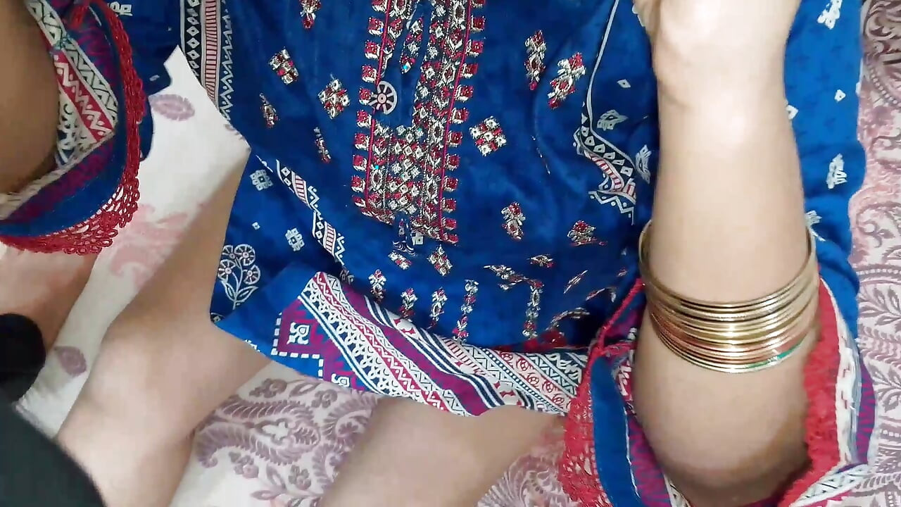 Heiße indische ehefrau sex mit ihrem ehemann - Desi-paar