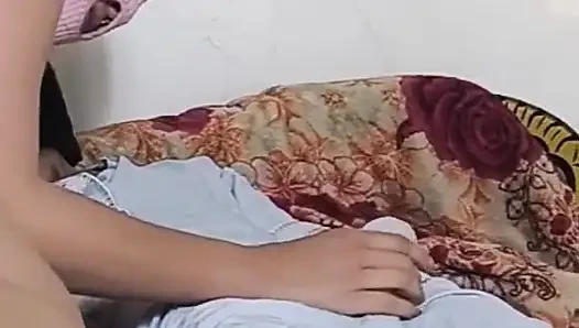 Büyük yaraklı morocain kız ateşli