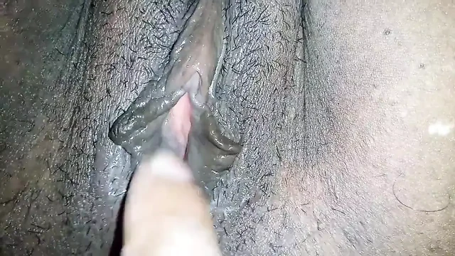 Boy finguring the Pussy Actress musterbation in Night after shooting with big boobs and wet pussy