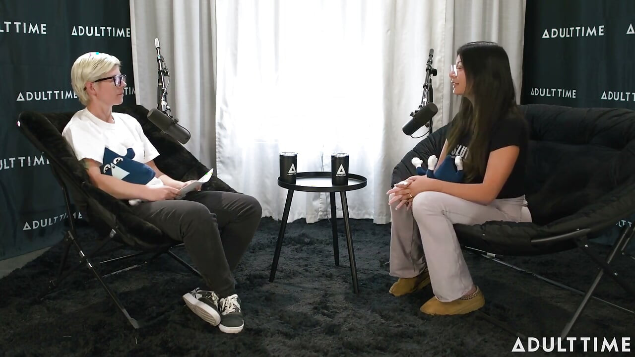 Cami Strella sopravvissuta a un cult, fama di Tiktok, & Non monogamia | il podcast di Tempo per adulti