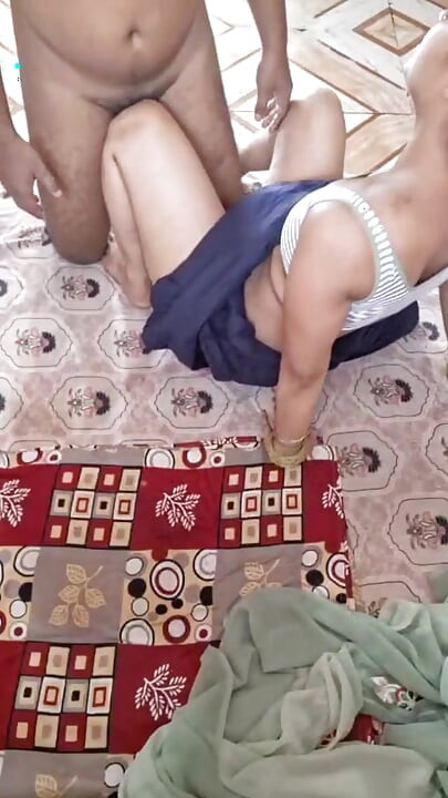 印度火辣處女妻子