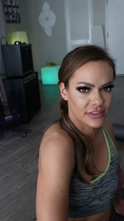 StayHomeMilf - Smoking Hot Milf In Tight Leggings Gags | Clip 2