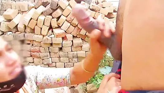 Une bhabhi du village indien se fait baiser par son devar en forme - vidéo virale
