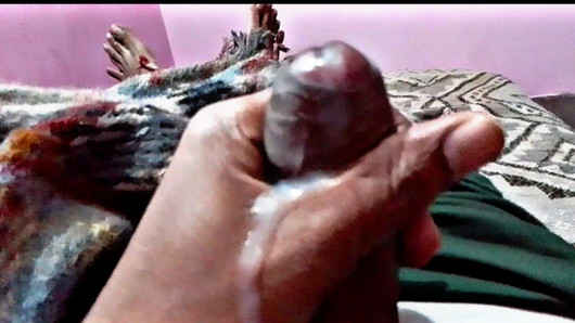 Handjob waktu tidur indain gay