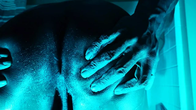 Ass Worship Hallelujah Johnson (Dr. Manhattan Break A Sweat)