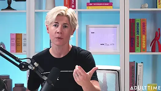 Эксгибиционизм, секстинг и развитие Lilly Bell | Время для взрослых, подкаст