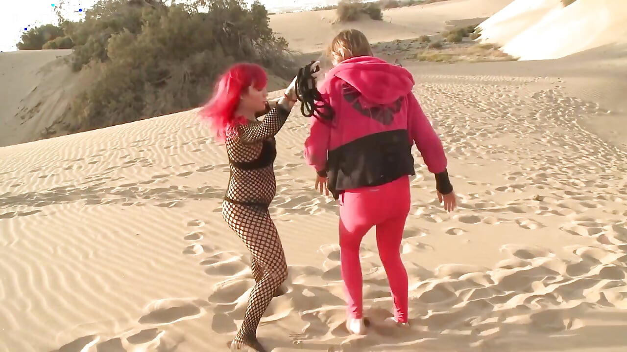 Lesbian Dunes Pony Riding Mega Extreme