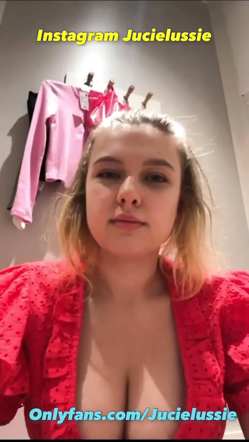 Squirting und fingern in der umkleidekabine