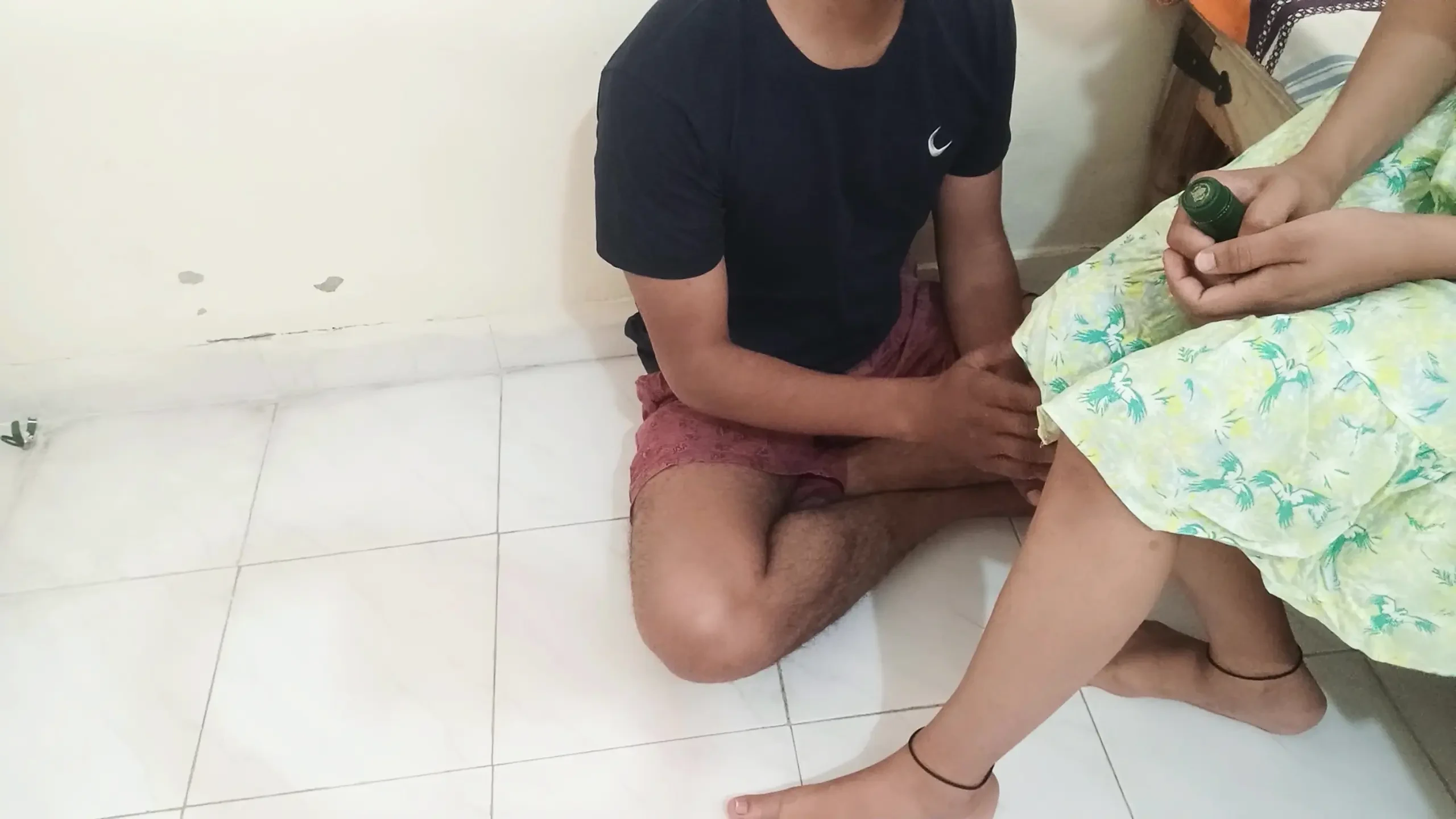 Quick Anal fuck of Maasi virgin girl when both were alone at home, Hindi audio