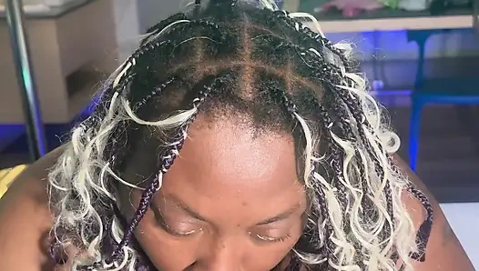 Мое любимое, что нужно делать - сосать твой большой член