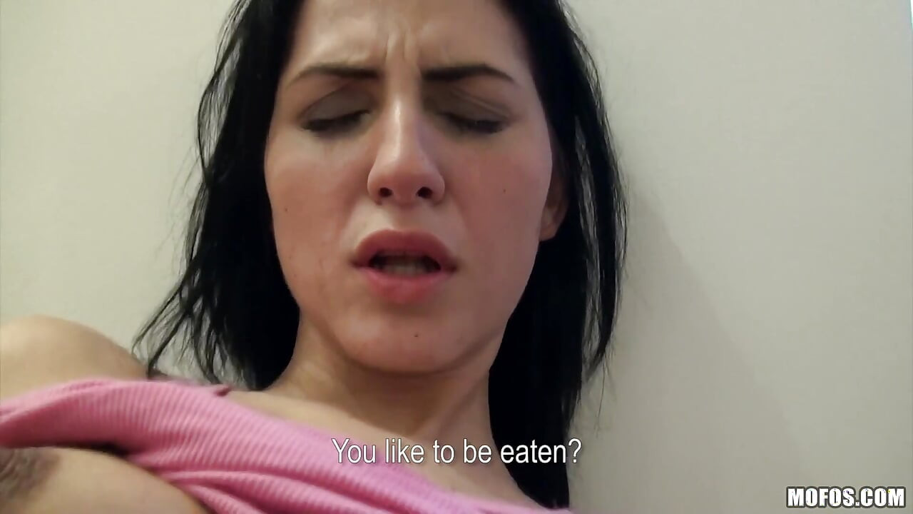 Public Pickups - Meg Magic Has Zero Gag Reflex
