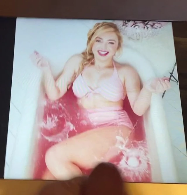 Cum Tribute to Peyton List