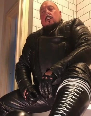 レザーブーツスモーク